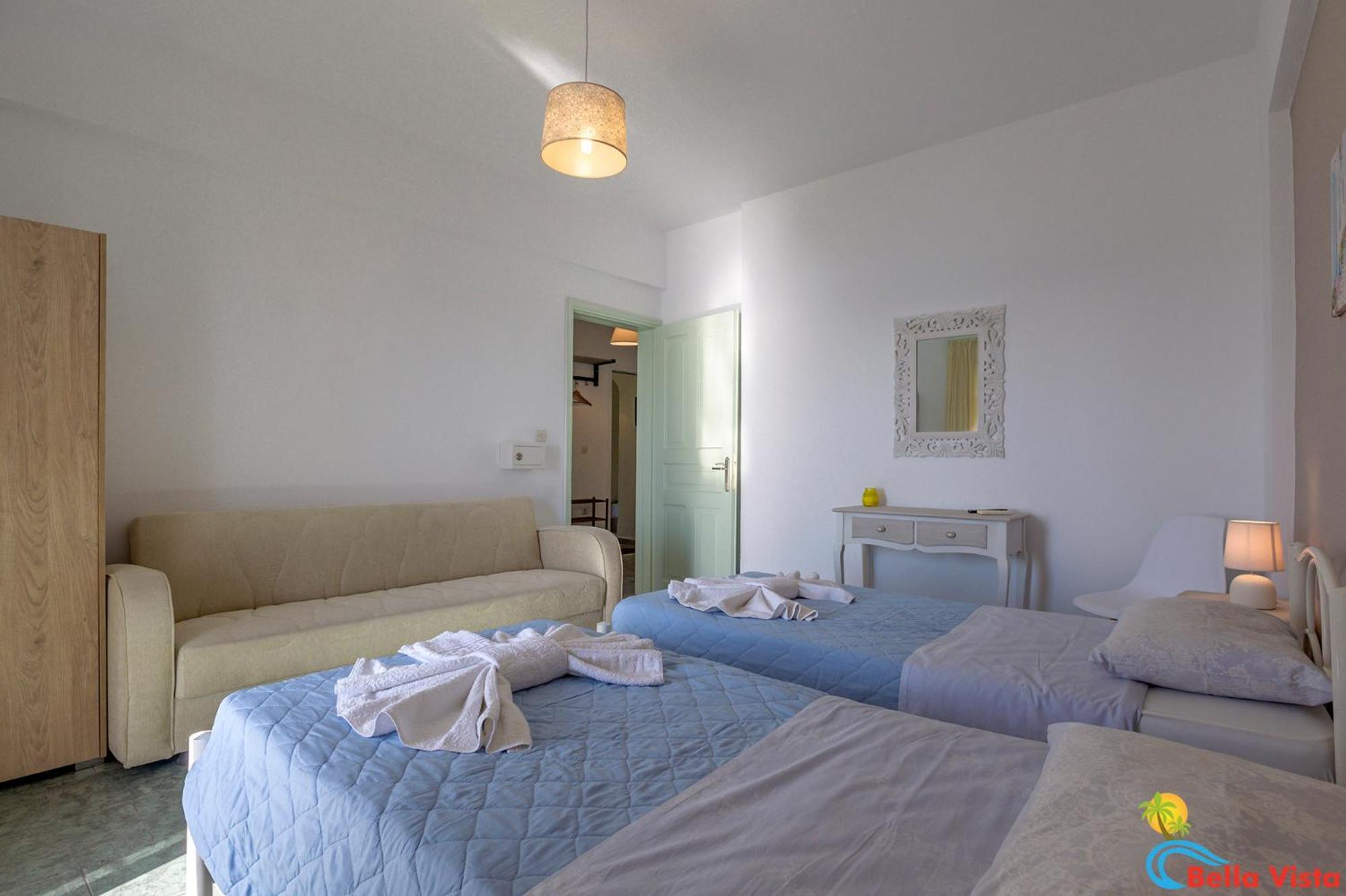 Bella Vista Apartments Пелекас Экстерьер фото