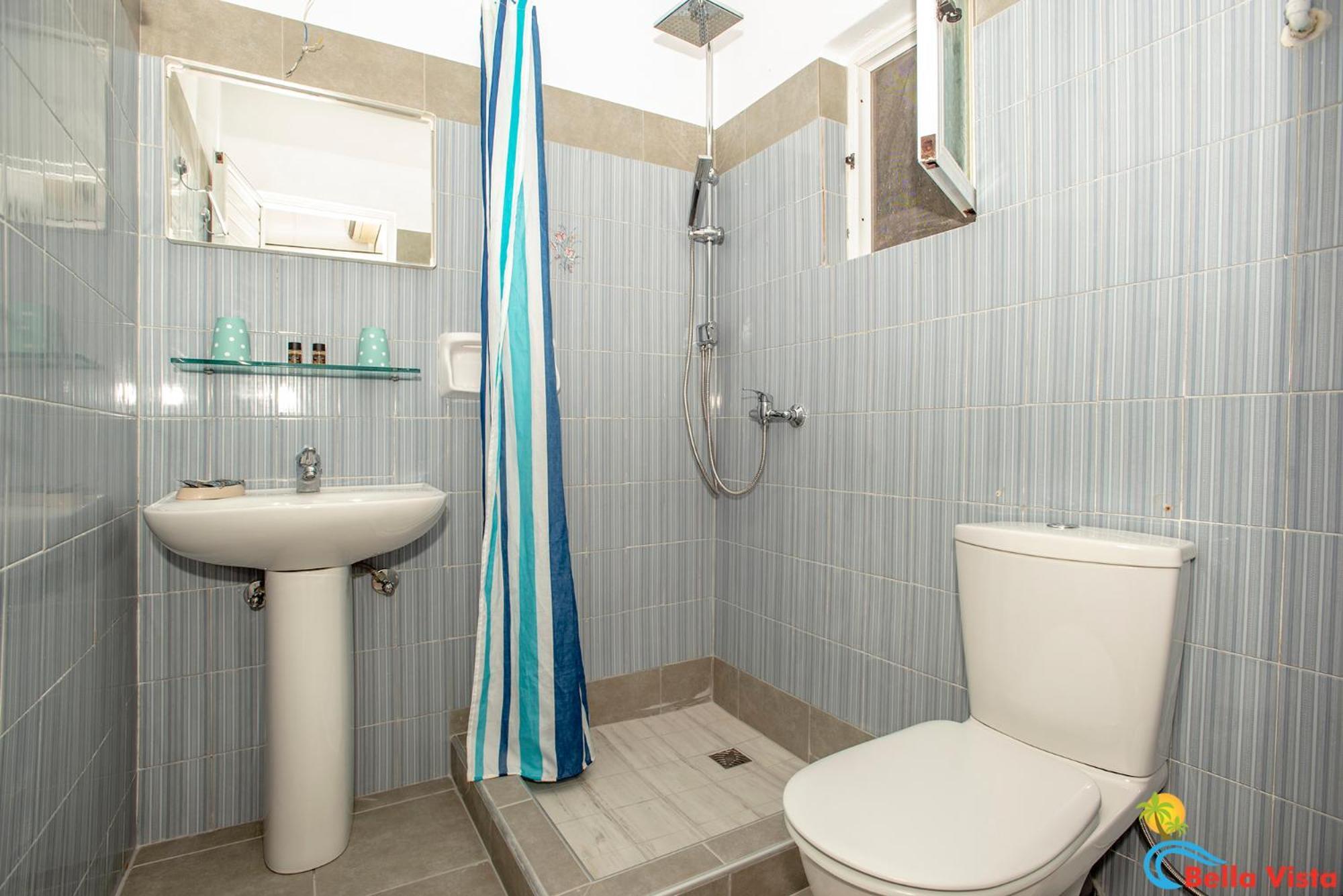 Bella Vista Apartments Пелекас Экстерьер фото